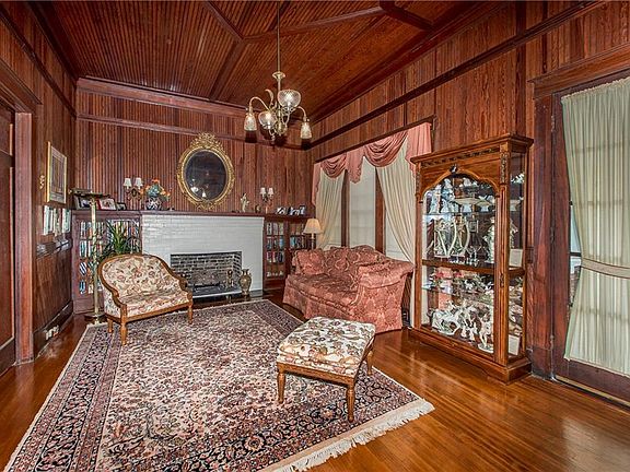 4th image of 407 Avenue B