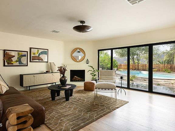 2nd image of 4369 El Prieto Rd