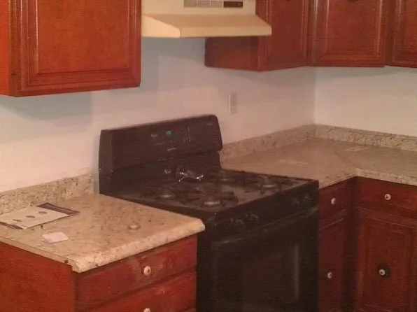 411 Noble St, Pittsburgh, PA 15232