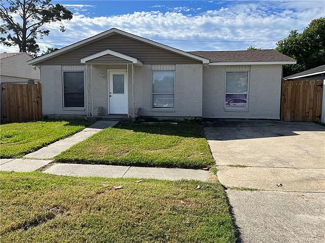 1st image of 3533 W Loyola Dr