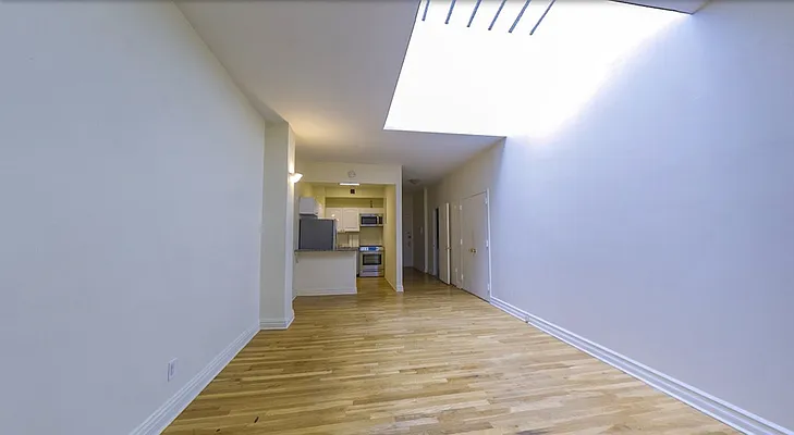 Rented by Bold New York | media 8