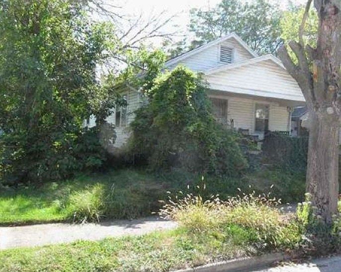2nd image of 820 Buckeye St