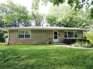 353 Harrison Ave, Charleston, IL 61920