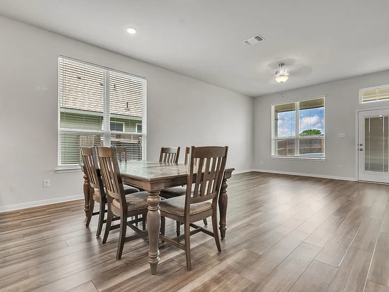 920 James Parker Cir — Photo 11