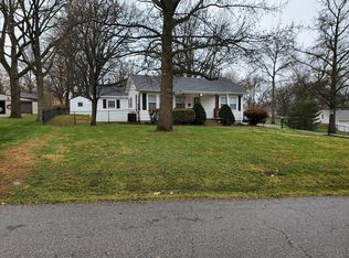 825 W 30th St, Independence, MO 64055