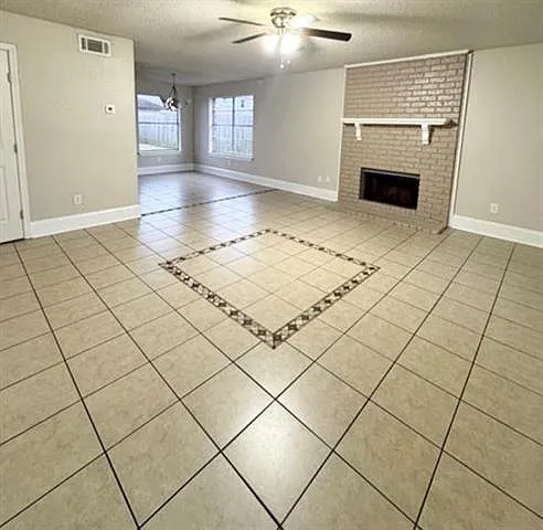 2800 Concordia Dr — Photo 4