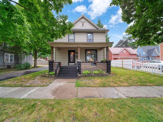 121 Dallas St, Adrian, MI 49221