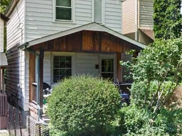 6 Boothroyd Ave, Toronto, ON M4J 3L8