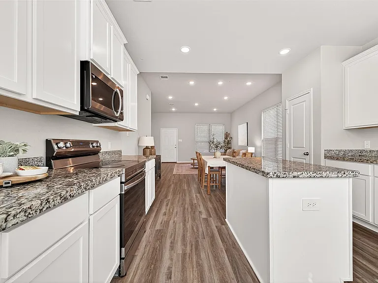 12789 Royal West Dr — Photo 12