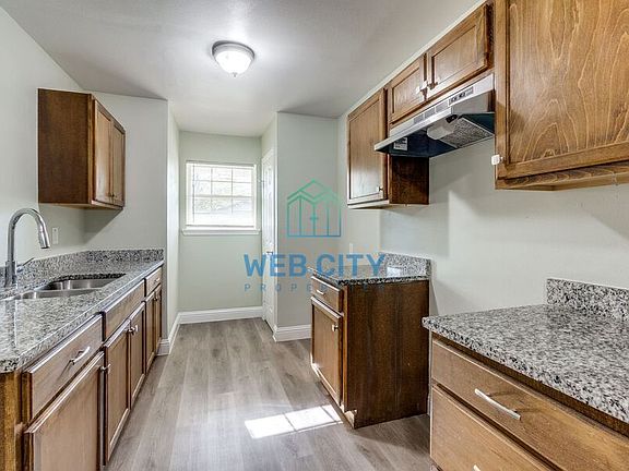 5th image of 6330 Cinnamon Oaks Dr