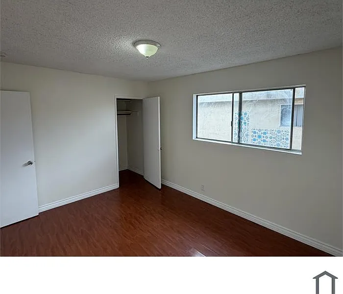 2 bed, 1.5 bath, 900 sqft, $2,450 — Photo 3
