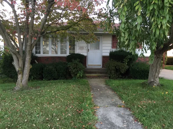 24 Mercer St, Plains, PA 18705