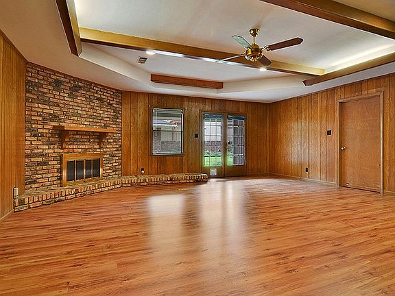 2nd image of 4504 Lake Lawford Ct