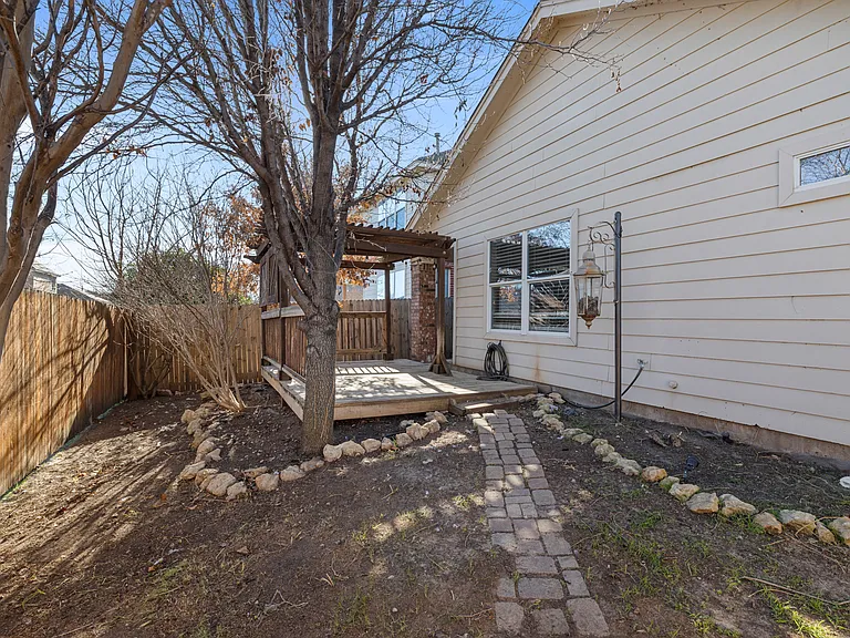 2709 Mountain Lion Dr — Photo 27
