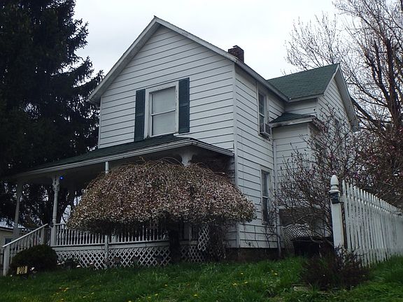 2nd image of 208 Bellevue Ave