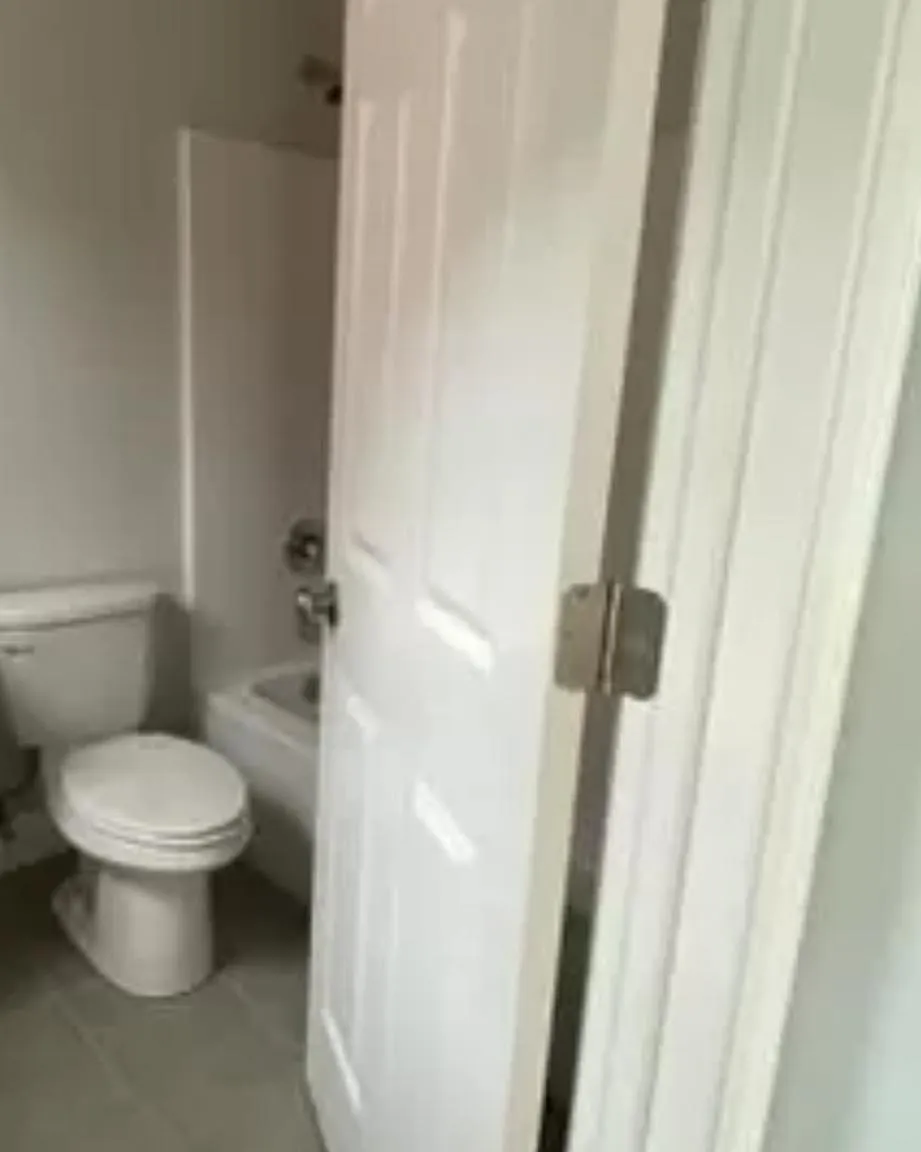27 Thompson St — Photo 3