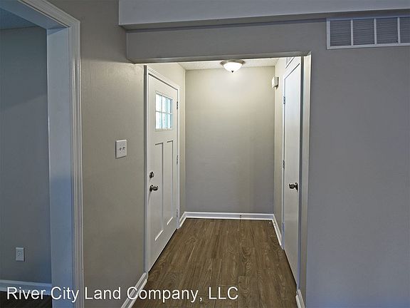 2nd image of 4985 Hickory Bark Dr