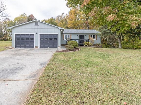 3rd image of 5143 Jennifer Ct