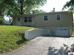 238 Emerson Ave, Bonner Springs, KS 66012