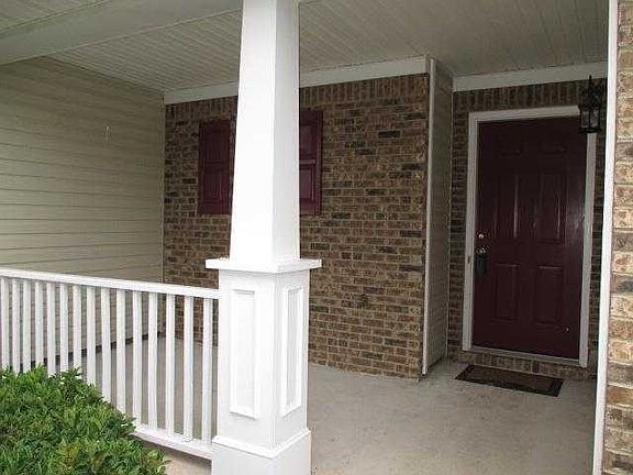 ROCKING CHAIR FRONT PORCH