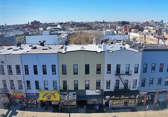 4th image of 190 Wyckoff Ave