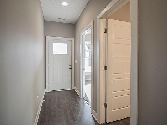 3rd image of 6516 Valley Brook Trce