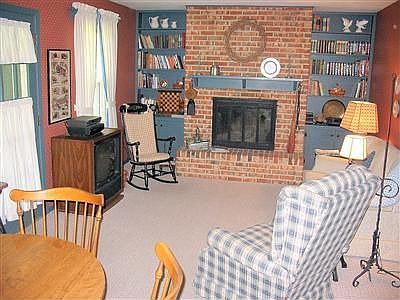 3rd image of 5316 Brendonwood Ln