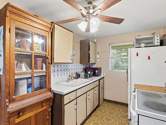 5th image of 3750 SW 181ST COURT