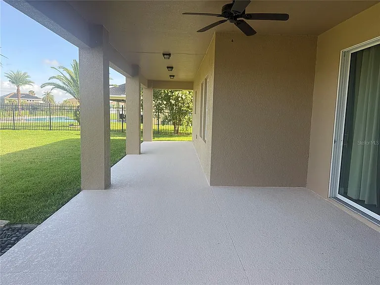 3128 Amalfi Dr — Photo 34