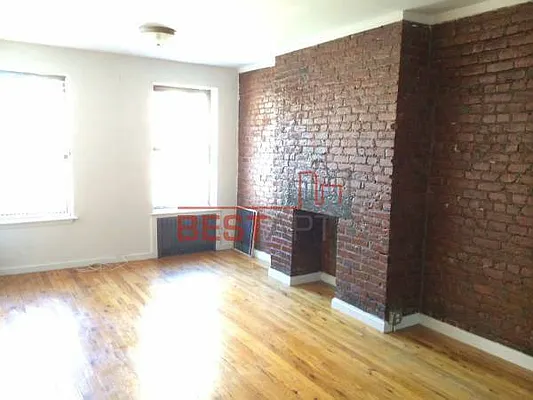 Rented by Best Apartments North Inc | media 80