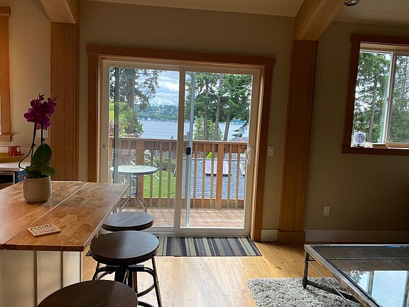 2nd image of 13048 Holmes Point Dr NE #A