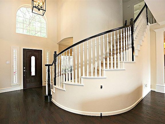 4th image of 6409 Andora Dr
