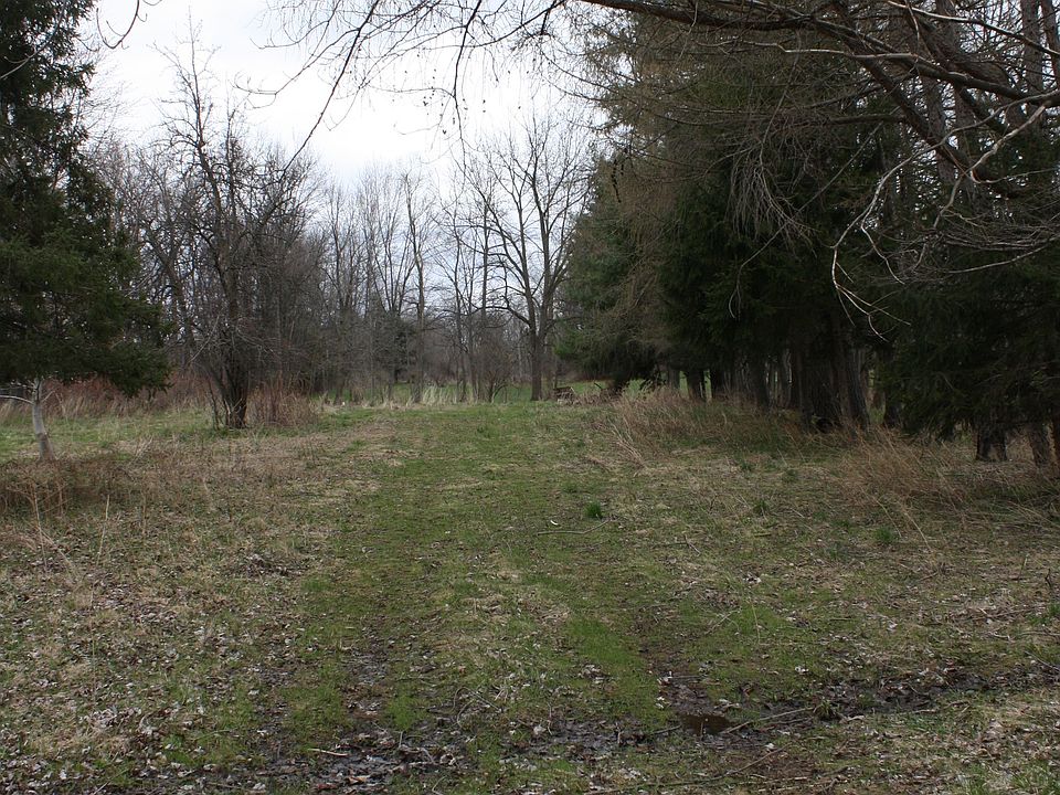 2nd image of 3191 Hulberton Rd