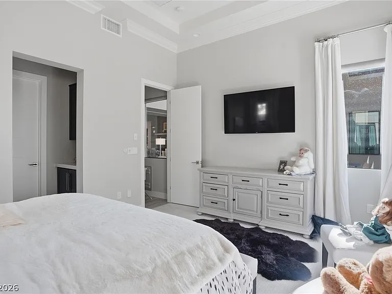 47 Moonfire Dr — Photo 24