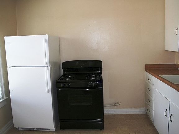 4th image of 1326 E 9th Ave #4
