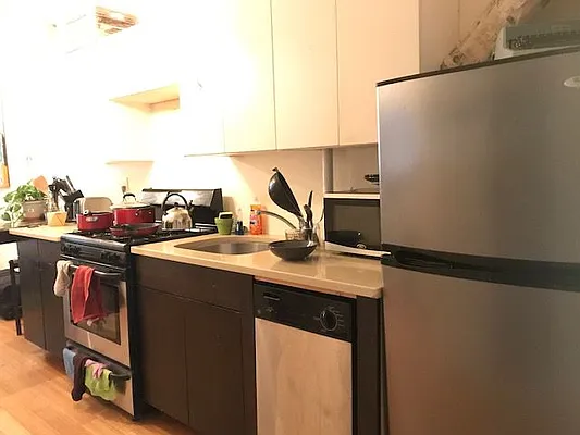 Rented by Simply Brooklyn Realty Inc | media 3