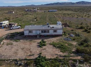 19033 Wagonwheel Rd, Helendale, CA 92342