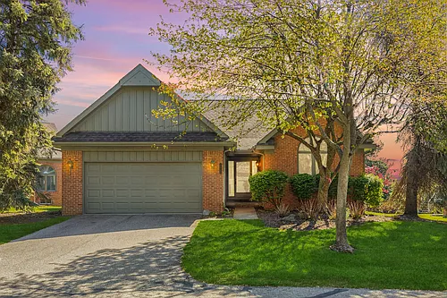 37743 Avon Ln Photo 1