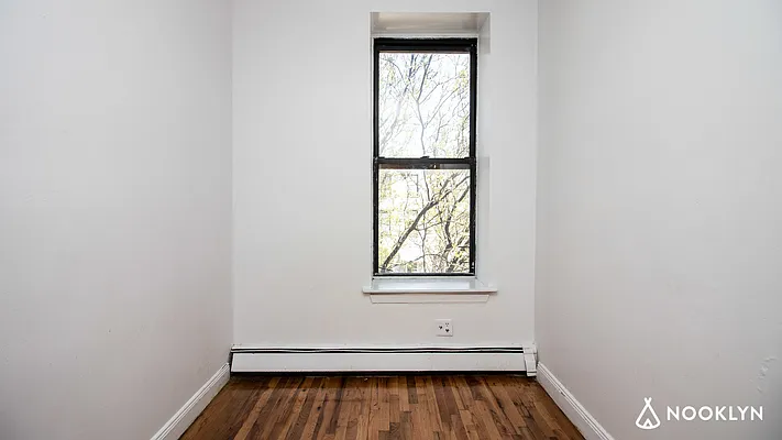 Rented by Nooklyn NYC LLC | media 42