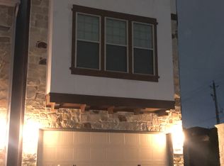 11027 Acorn Falls Dr, Houston, TX 77043