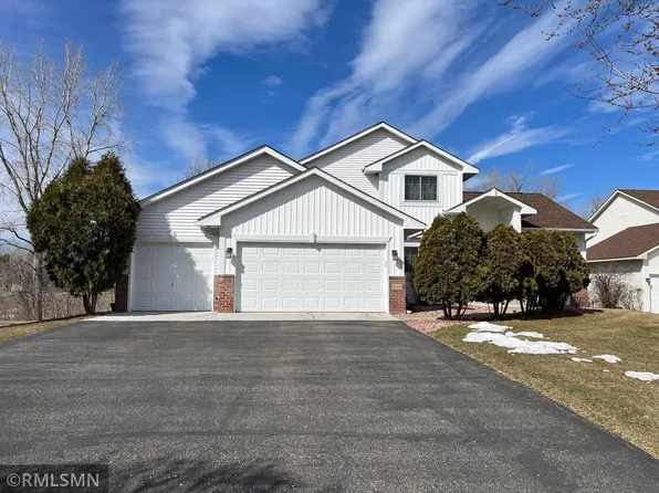 8660 Maryland Ct N, Brooklyn Park, MN 55445