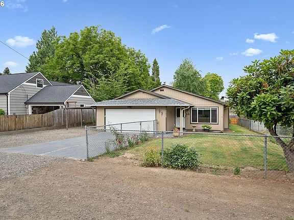2nd image of 10317 SE 37th Ave