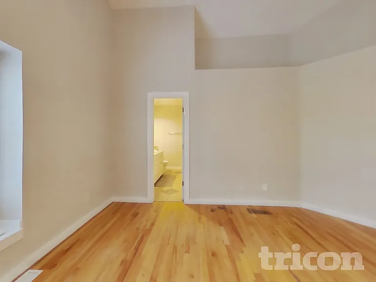 106 N 49th Avenue Ct — Photo 5