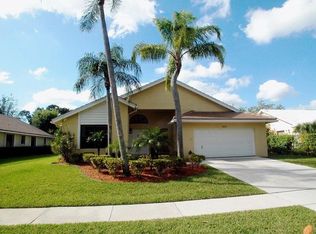 2102 NW 8th St, Boca Raton, FL 33486