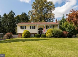 1280 W Evergreen Dr, Phoenixville, PA 19460