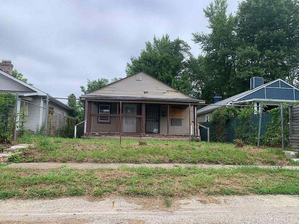 1st image of 3126 W 9th St