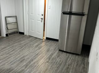 4306 Southern Pkwy #5, Louisville, KY 40214
