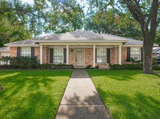 2530 Bandelier Dr, Houston, TX 77080