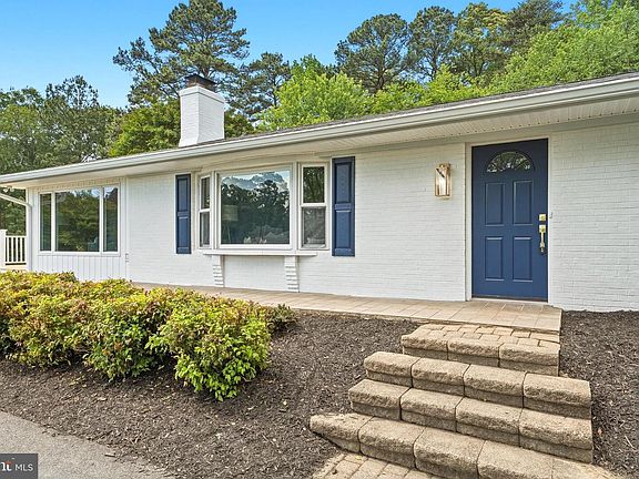 4th image of 160 Bamboushay Ln