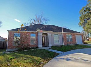 5217 Karen Dr, Marrero, LA 70072